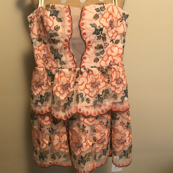 BCBGMaxazria floral cocktail dress - Picture 3 of 5